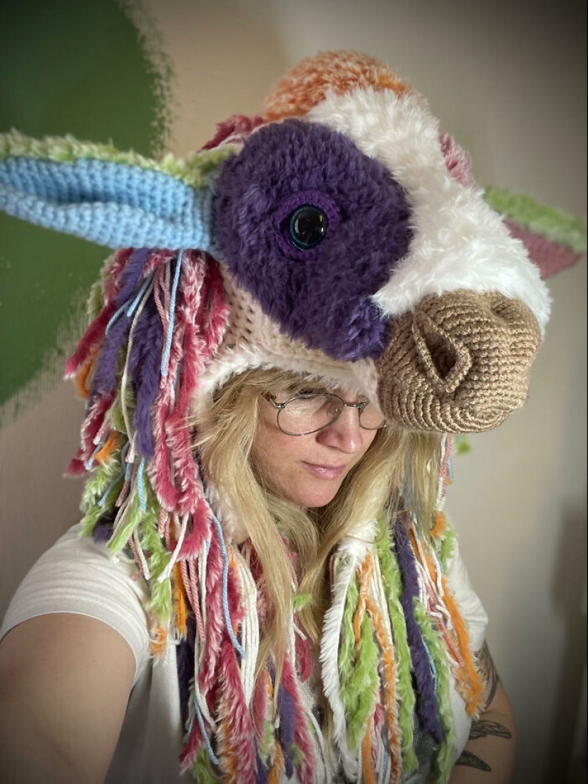 I Created 18 Extravagant Animal-Inspired Hats That Caught The Eye Of Celebrities