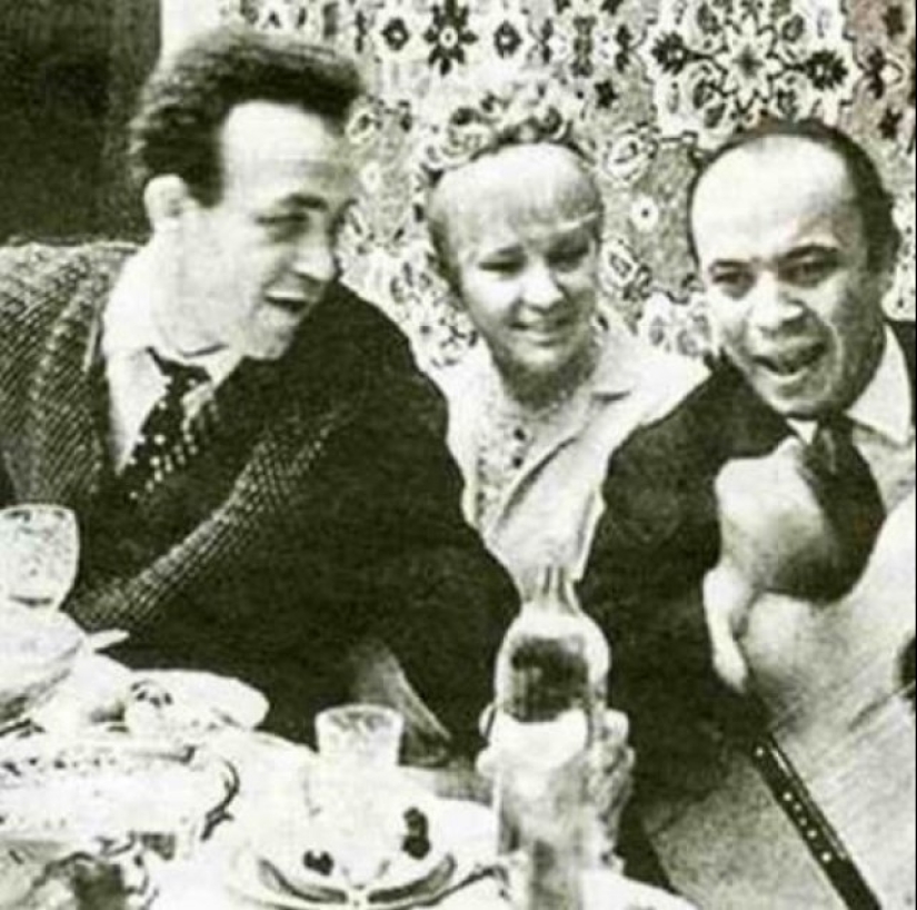 "I demand the continuation of the banquet": rare photos of Soviet celebrities during feasts