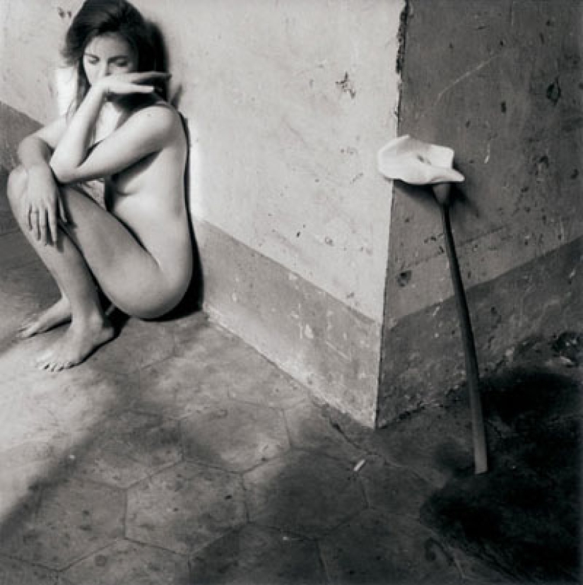 "I invented language so people could see": the life and death of Francesca Woodman