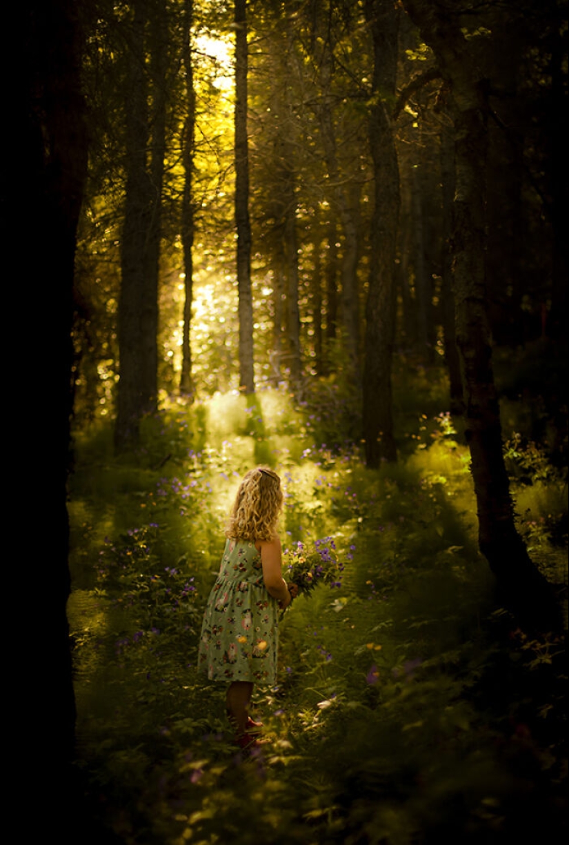 I Took 13 Portraits Of Children Surrounded By The Beauty Of Icelandic Nature