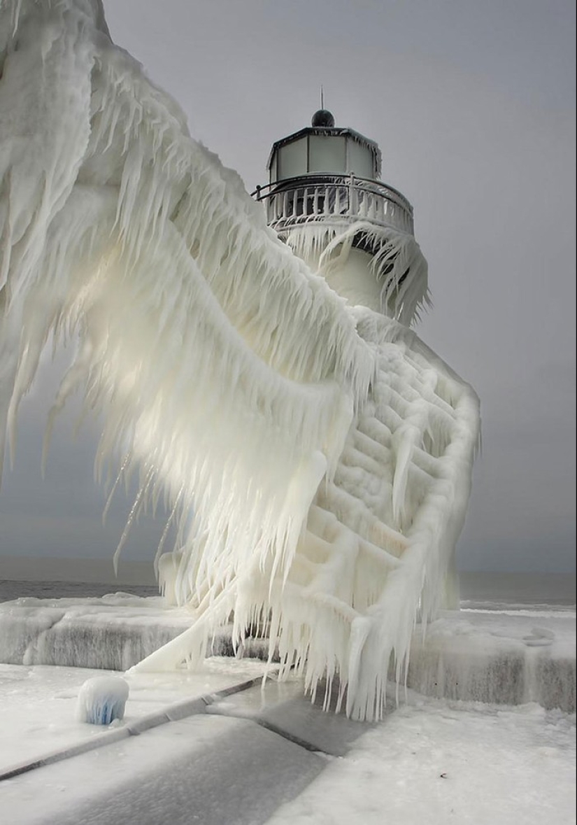 Ice inspiration — 23 photos of interesting ice formations