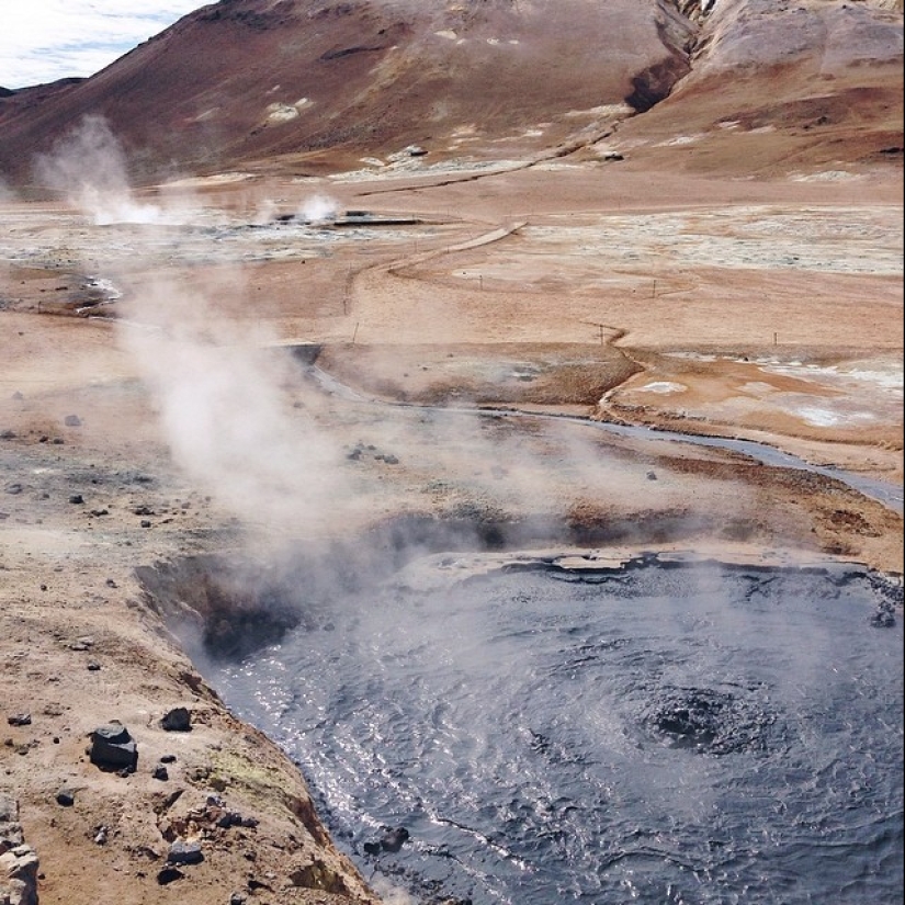 Iceland is a land of extreme contrasts