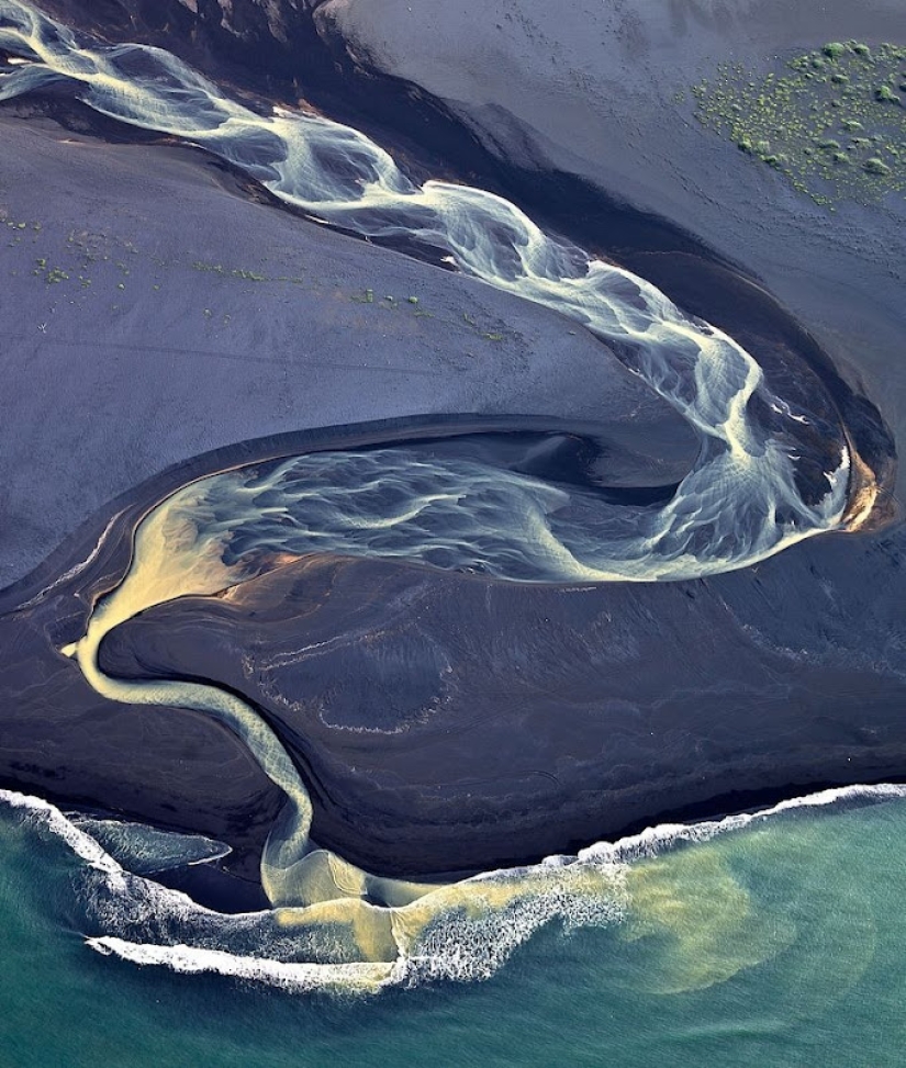 Icelandic rivers - view from above