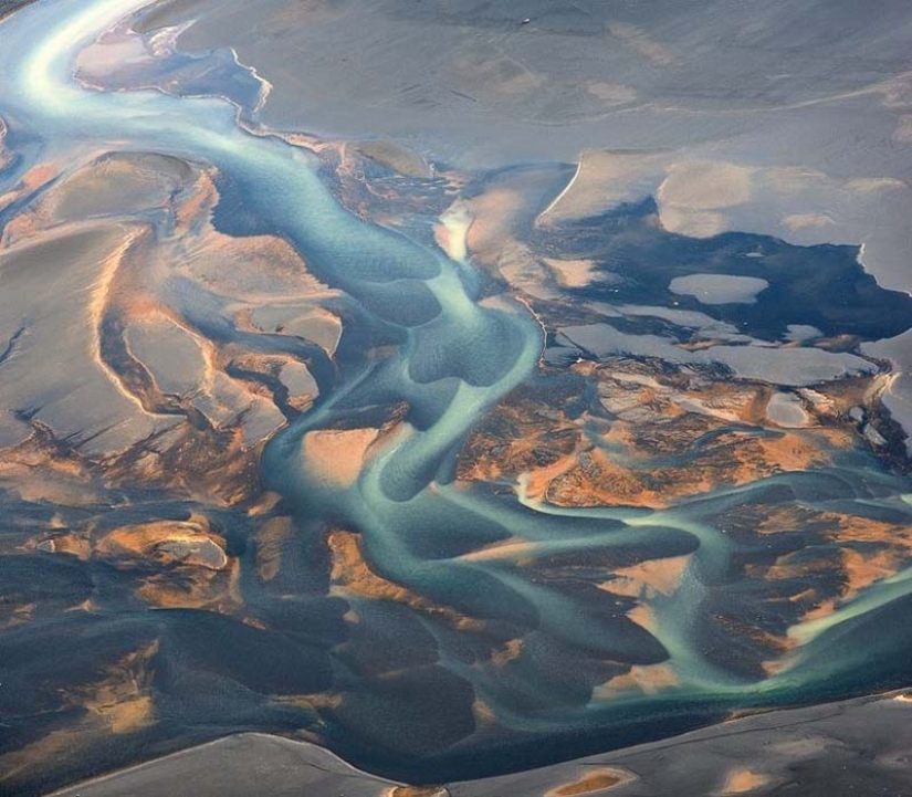 Icelandic rivers - view from above