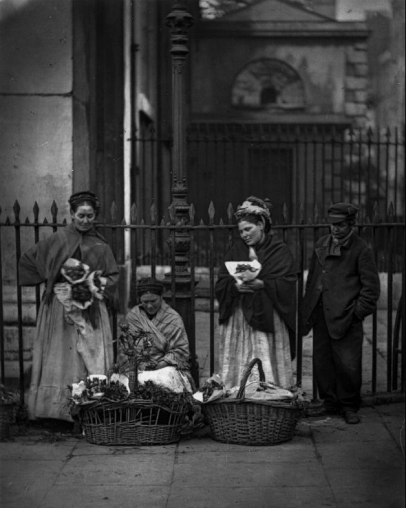 Impenetrable poverty on the streets of London in 1873-1877