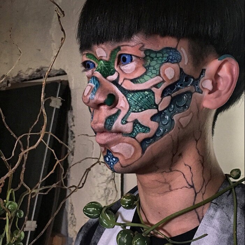 Impressive body art with special effects from Japanese SFX artist Amazing Jiro