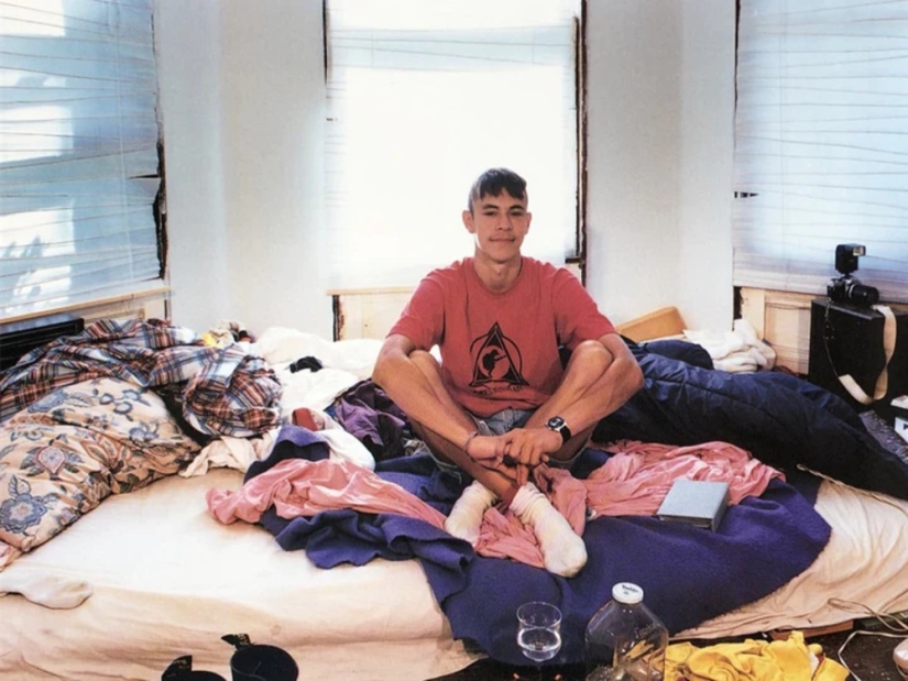 In my bedroom — a photo project about the rooms of American teenagers of the 80s and 90s