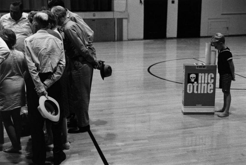 In the frame of the iconic photographer Dennis Stock