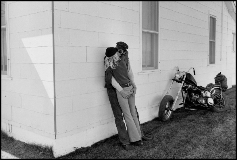 In the frame of the iconic photographer Dennis Stock