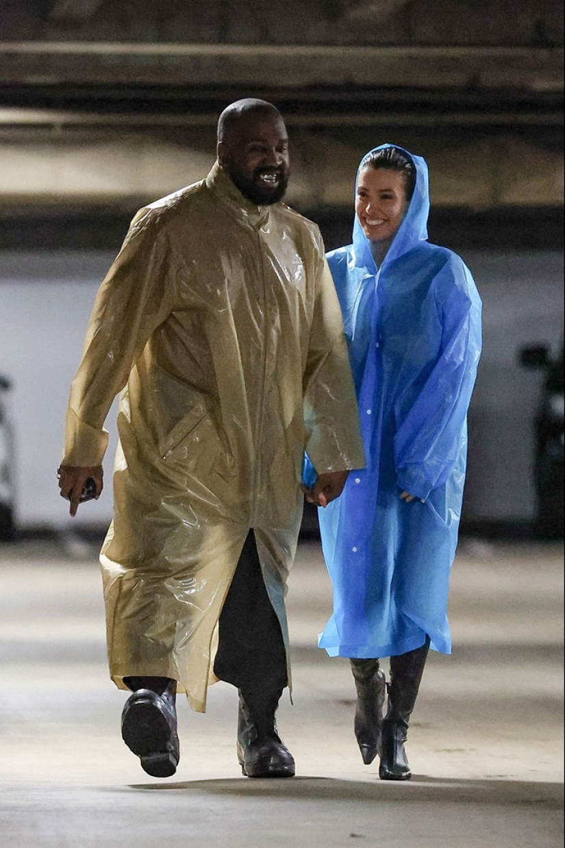 “Increíble, ella está sonriendo”: Bianca Censori se pone impermeable pero poco más con su esposo Kanye