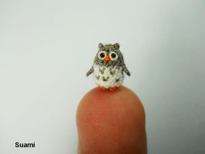 Incredible miniature knitted and crocheted items