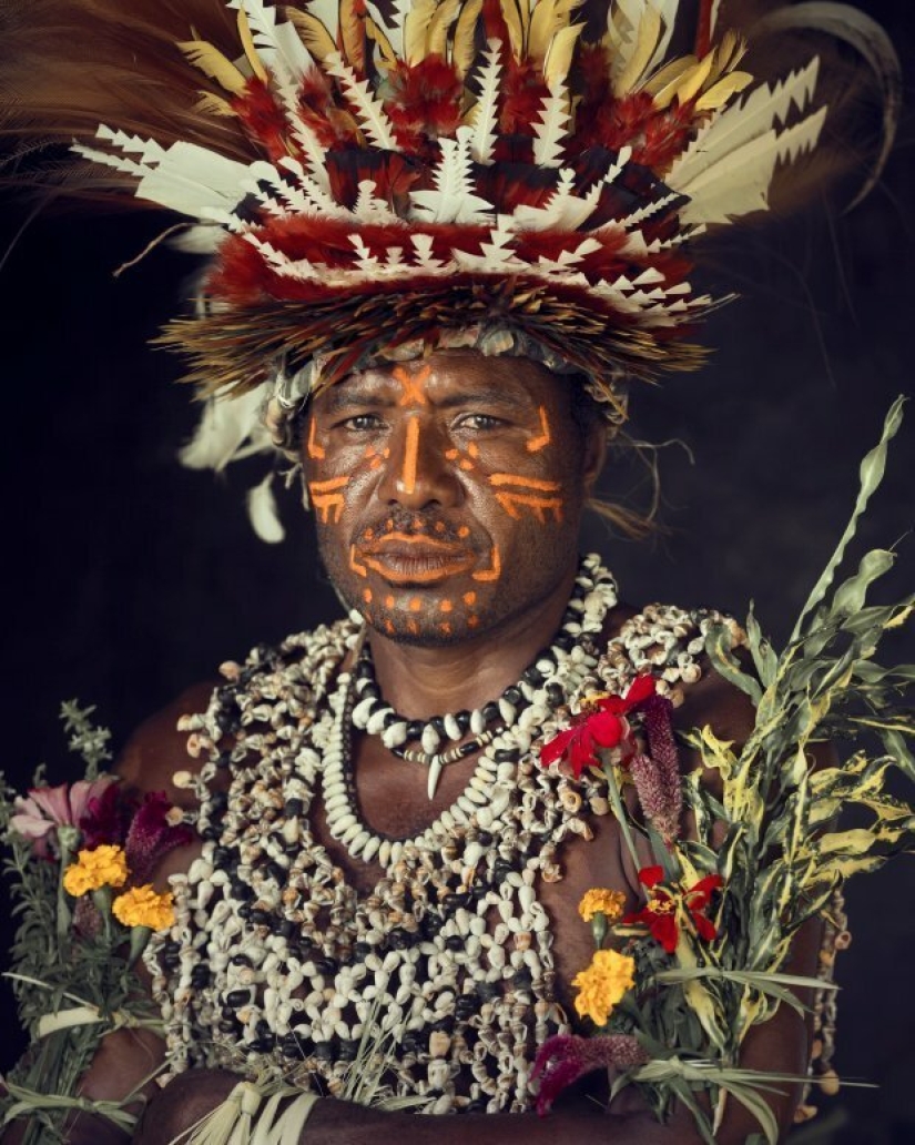 Indigenous peoples: 20 portraits, from which it is impossible to look away