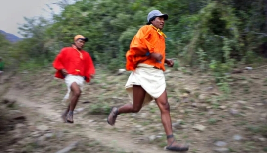 Indios tarahumaras: a qué se debe el fenómeno de los mejores corredores del planeta