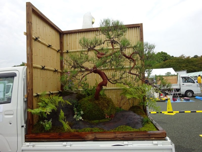 It could come only in Japan — coolest mobile mini-garden
