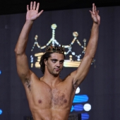 Italian Olympic Gold Winner Thomas Ceccon Stuns Fans With Wardrobe Malfunction: “Holy Smokes”