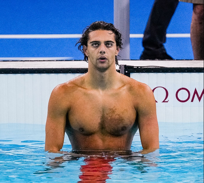 Italian Olympic Gold Winner Thomas Ceccon Stuns Fans With Wardrobe Malfunction: “Holy Smokes”