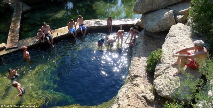 Jacob's Well - un lugar que mata a los buzos