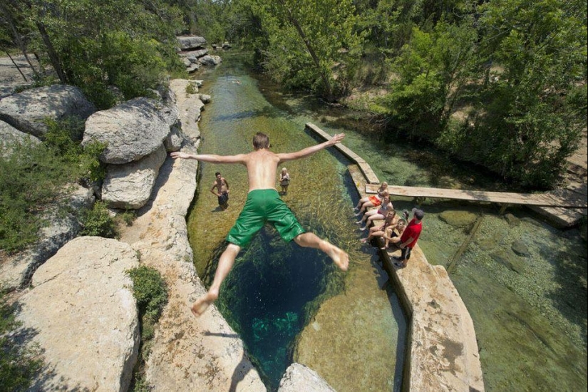 Jacob's Well - un lugar que mata a los buzos