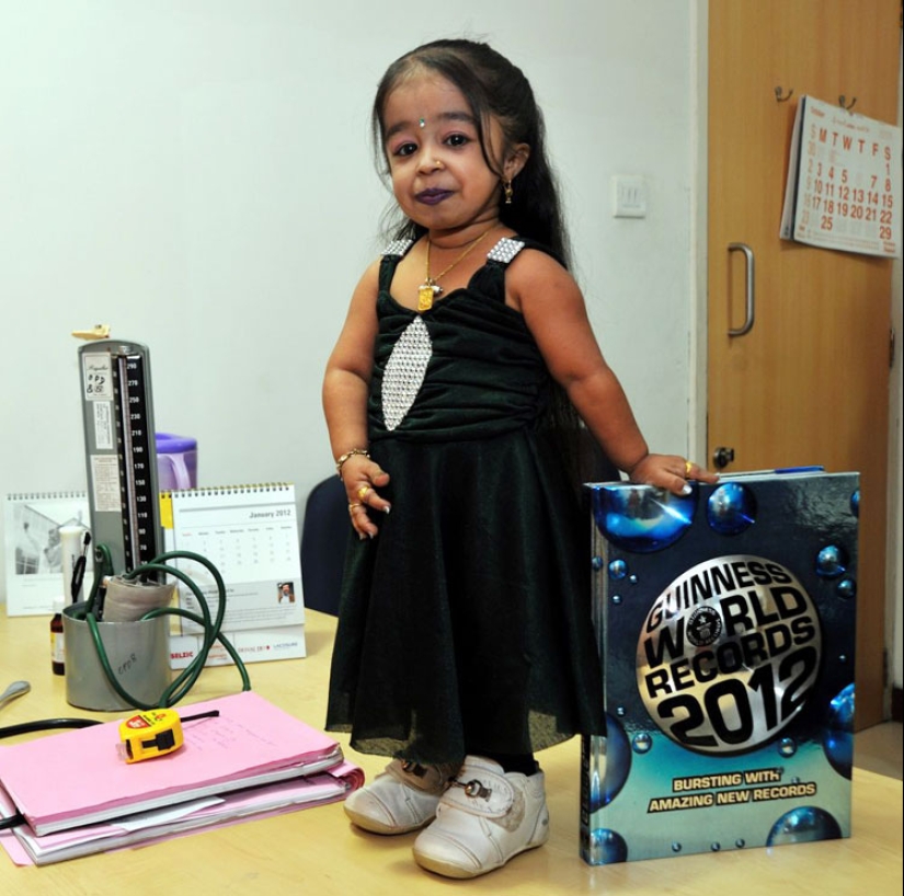 Jyoti Amji: la actriz más pequeña del planeta y estrella de las redes sociales