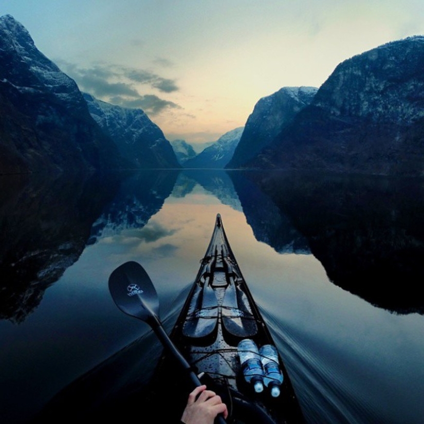 Kayaker takes stunning photos of Norwegian fjords