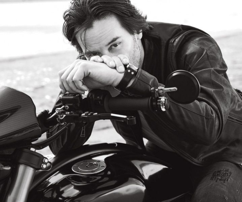 Keanu Reeves and the happy story of his love... for motorcycles