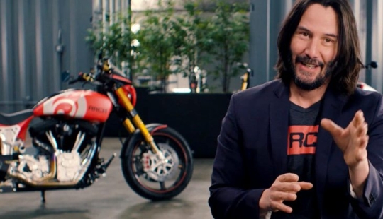 Keanu Reeves y la feliz historia de su amor... para motocicletas