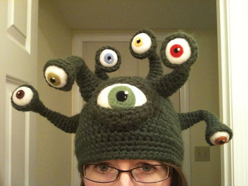 Knitted hats level 80