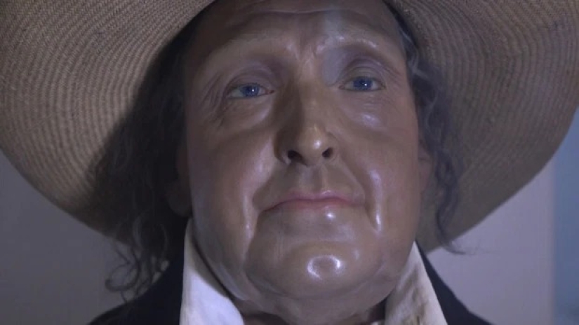 La atracción más espeluznante de Gran Bretaña — La Momia de Jeremy Bentham