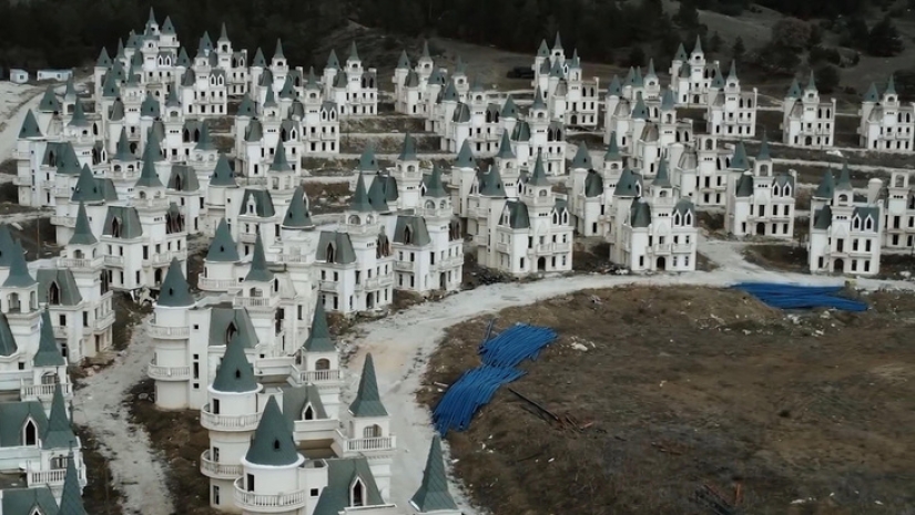 La ciudad de los castillos fantasma Burj Al Babas