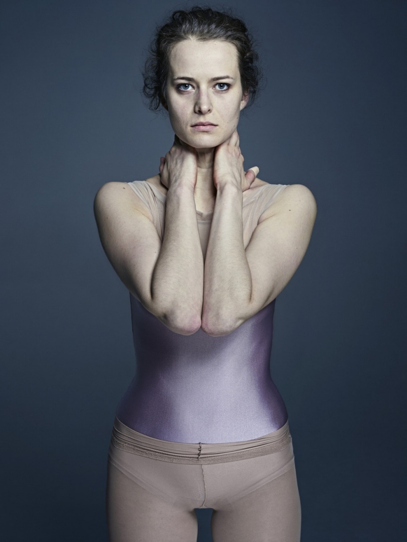 La dura belleza de los bailarines de la escuela de ballet en el proyecto fotográfico de Rick Guest