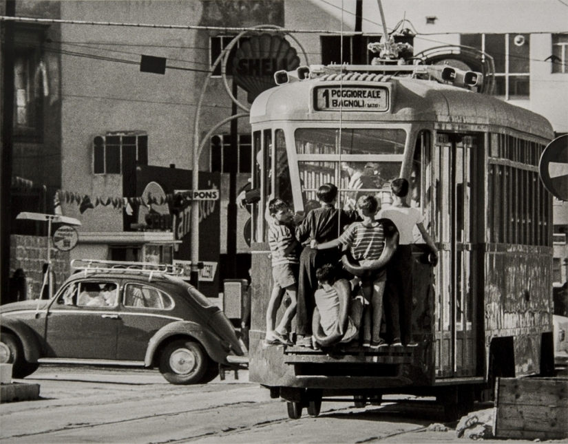 La esquiva Dolce Vita: Italia en el clásico fotográfico por Gianni Berengo Gardina