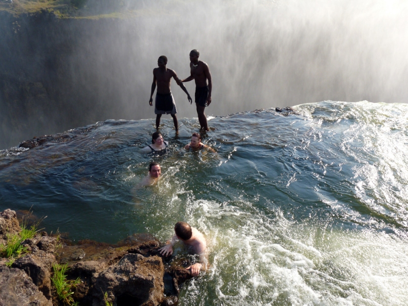 La Fuente del Diablo en las Cataratas Victoria