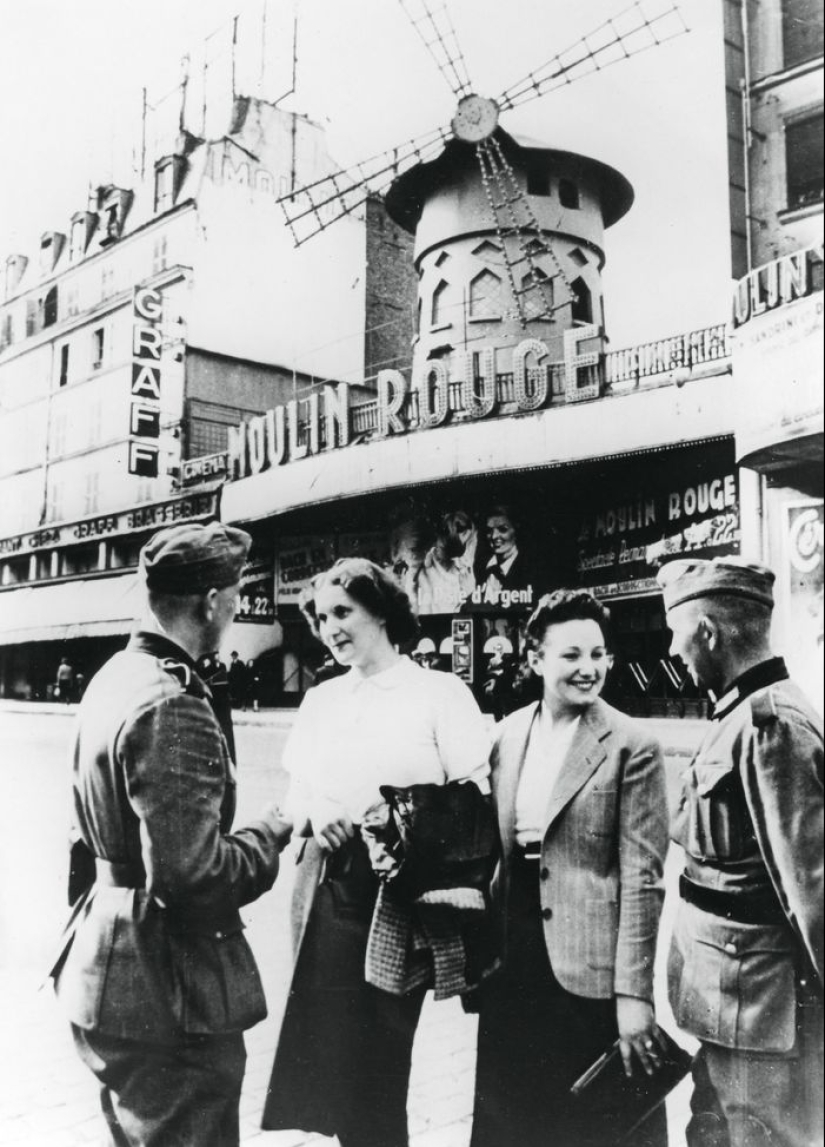 La historia centenaria del principal cabaret del mundo "Moulin Rouge" en fotos