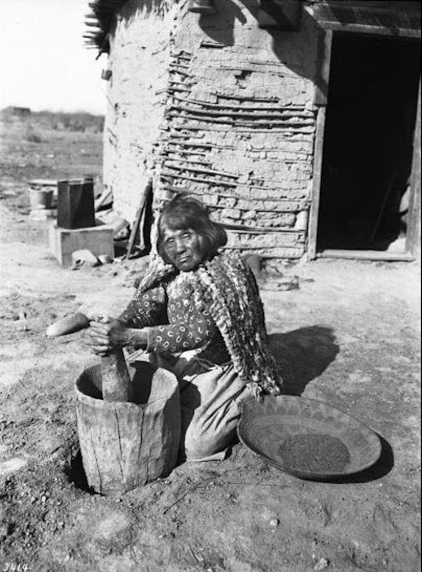 La historia de la oliva Oatman chica con el tatuaje en la cara que ha vivido cinco años con los Indios