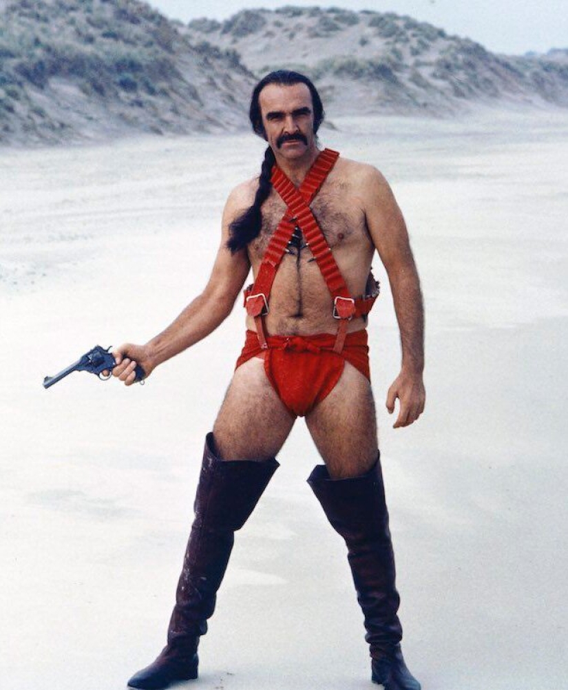 La imagen icónica de cosplay: Sean Connery en "los hombres del bikini"