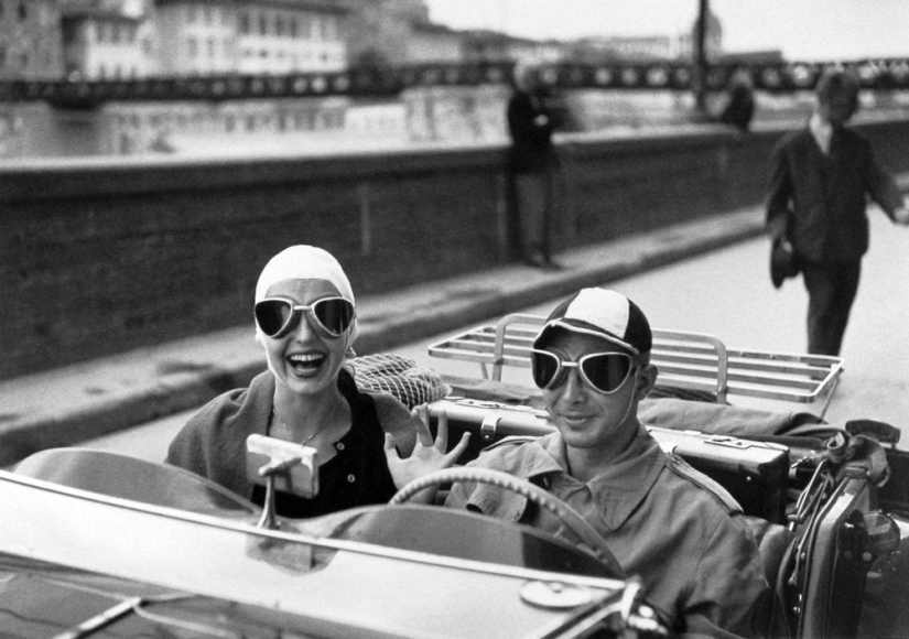 La legendaria serie de fotos de Ruth Orkin "Una mujer americana en Florencia"