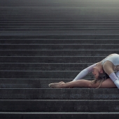 La magia de bailar con la metrópoli: una magnífica serie de fotos de gimnastas y bailarines de Dimitri Rulland