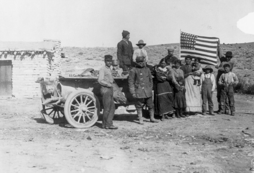 La mayor carrera de coches de la historia: 20 mil kilómetros en carros con motor