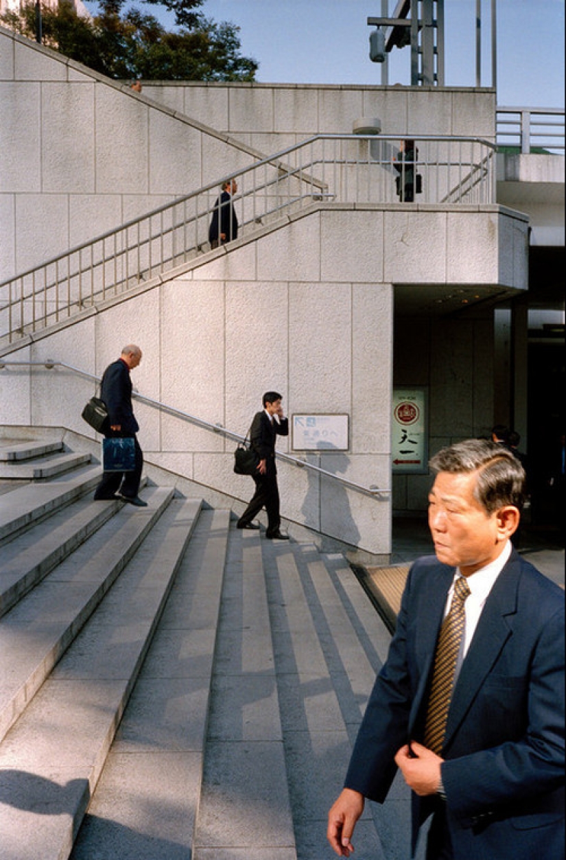 La subcultura de los años 70, la época de Margaret Thatcher y las calles de Tokio, en la fotografía social de Chris Steele-Perkins