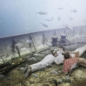 La vida en un barco hundido: el mundo submarino del fotógrafo y buceador Andreas Franke