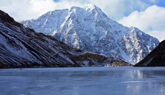 Lago Sarez: la atracción fatal de los Pamirs