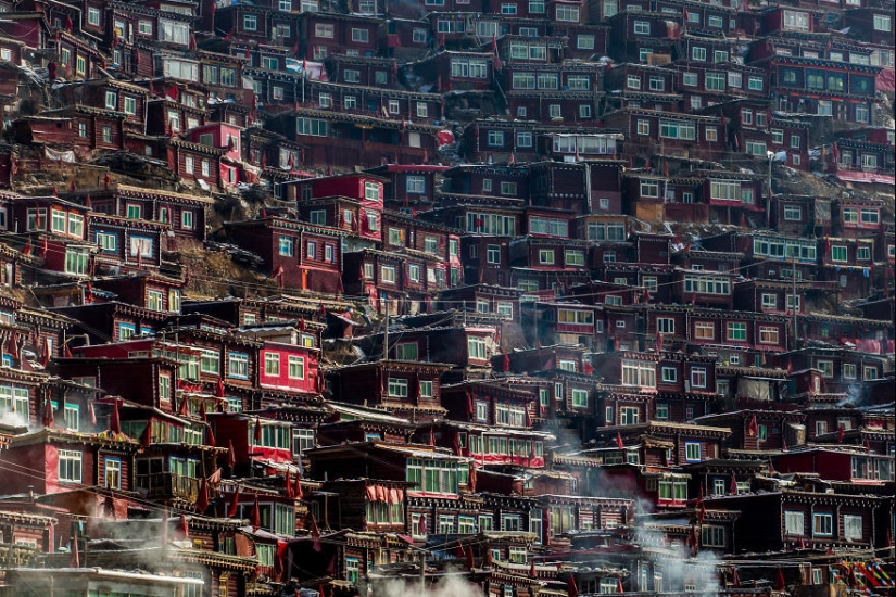 Larung Gar: 40.000 budistas a gran altura