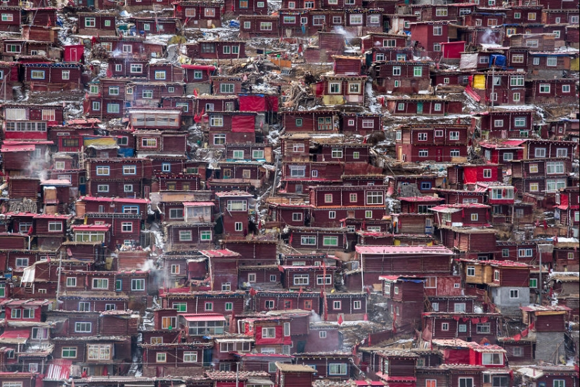 Larung Gar: 40.000 budistas a gran altura