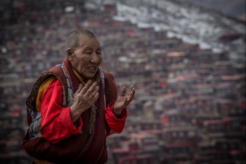 Larung Gar: 40.000 budistas a gran altura