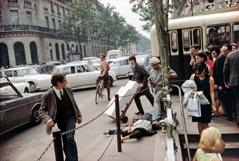 Las 30 obras más llamativas de la leyenda de la fotografía callejera Joel Meyerowitz