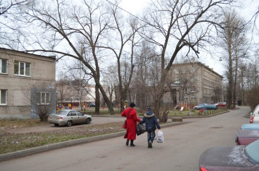 Leningrad plastic house