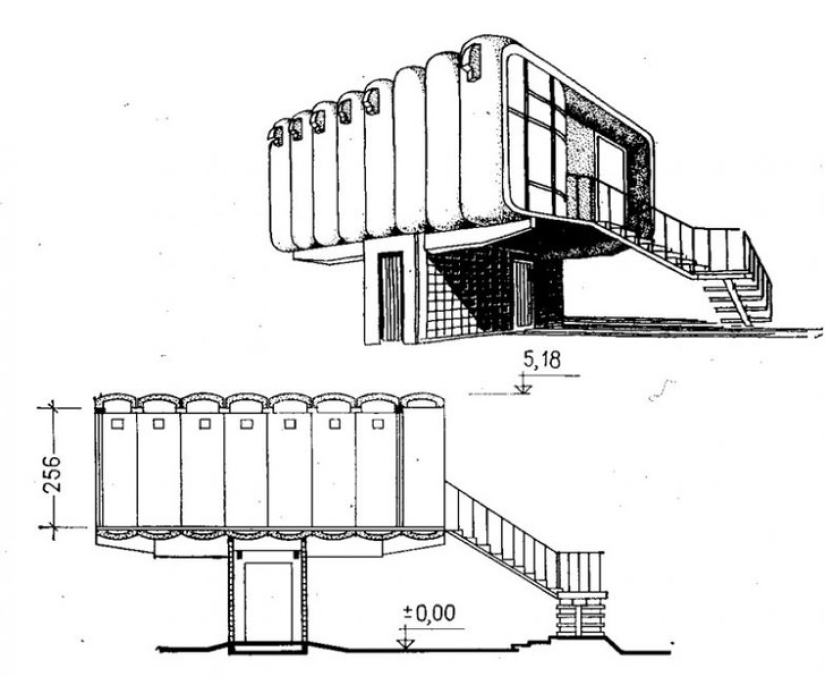 Leningrad plastic house