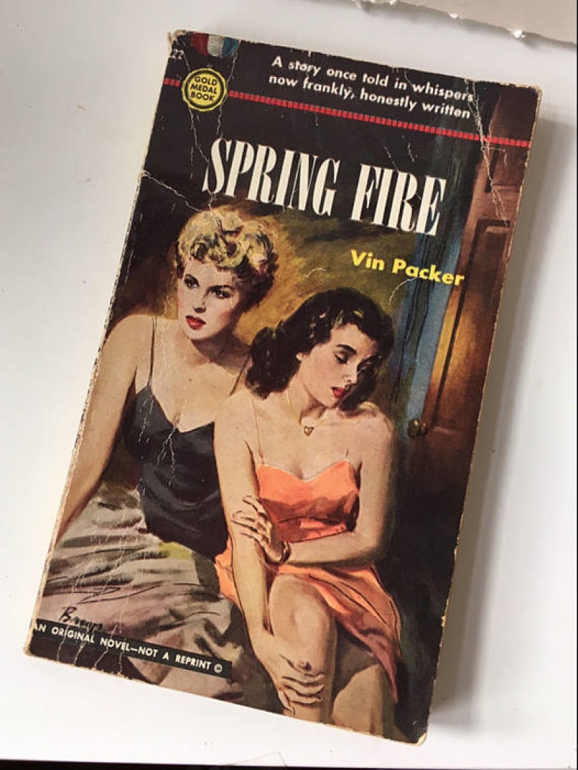 Lesbian novels of the mid-twentieth century pulp fiction that made a revolution in female sexuality