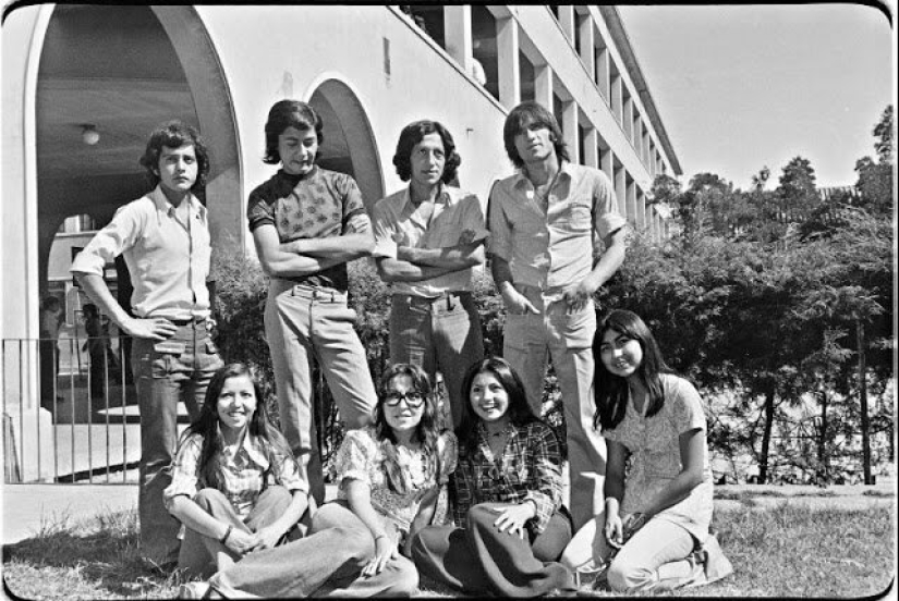 Looked like the Chilean capital's youth in the 70s