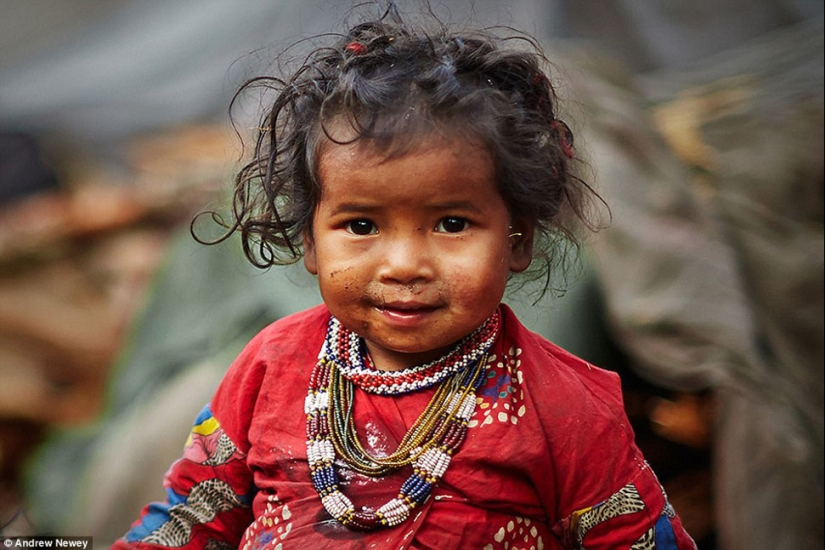 Los últimos cazadores y recolectores: la vida de una tribu primitiva en Nepal